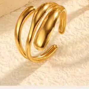 Chic 18k Gold plated steel Women's Ring